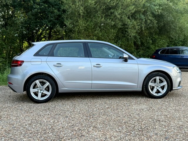 Audi A3 Tdi 30 Se Technik CK68HNP Silver #6