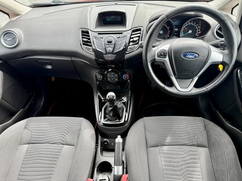 Ford Fiesta Zetec 35 Taxp Sensorsisofix AU13UGB Red #2