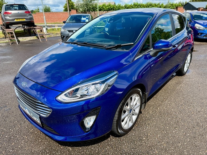 Ford Fiesta Titanium Navp Sensb Toothfsh2 YD67DOJ Blue #6
