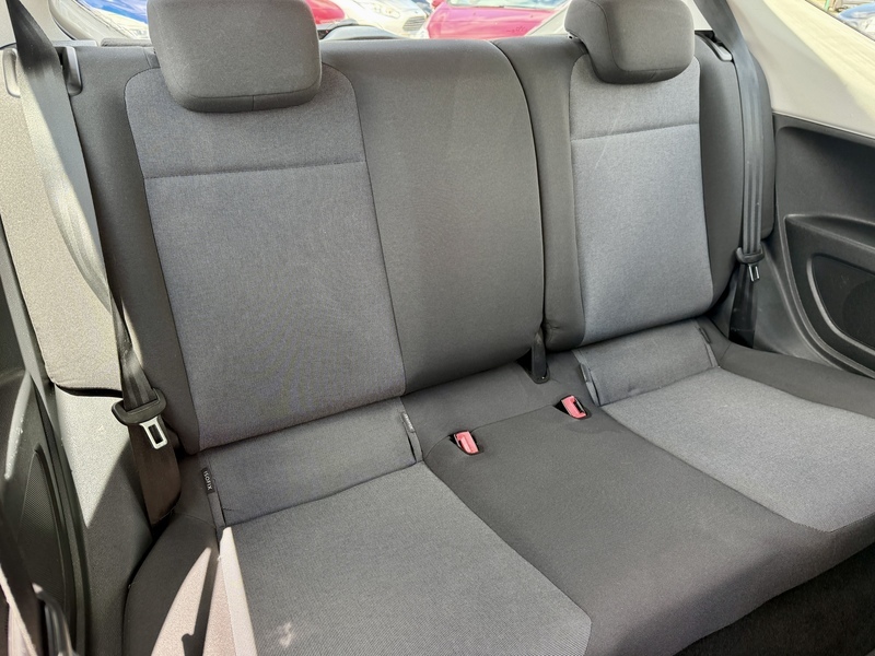 Volkswagen Up High Up Red #18