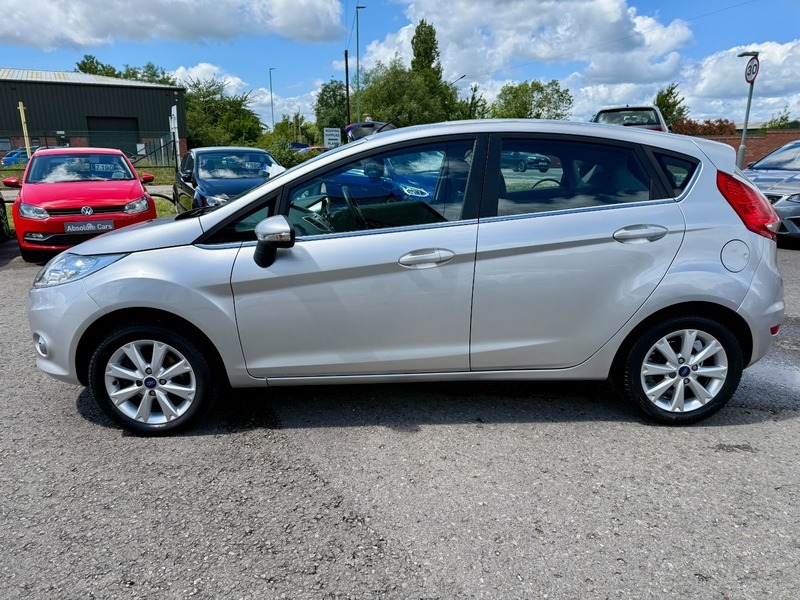 Ford Fiesta 1.6 Titanium Black #7
