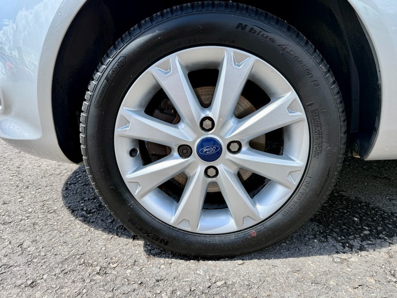 Ford Fiesta 1.6 Titanium Black #6