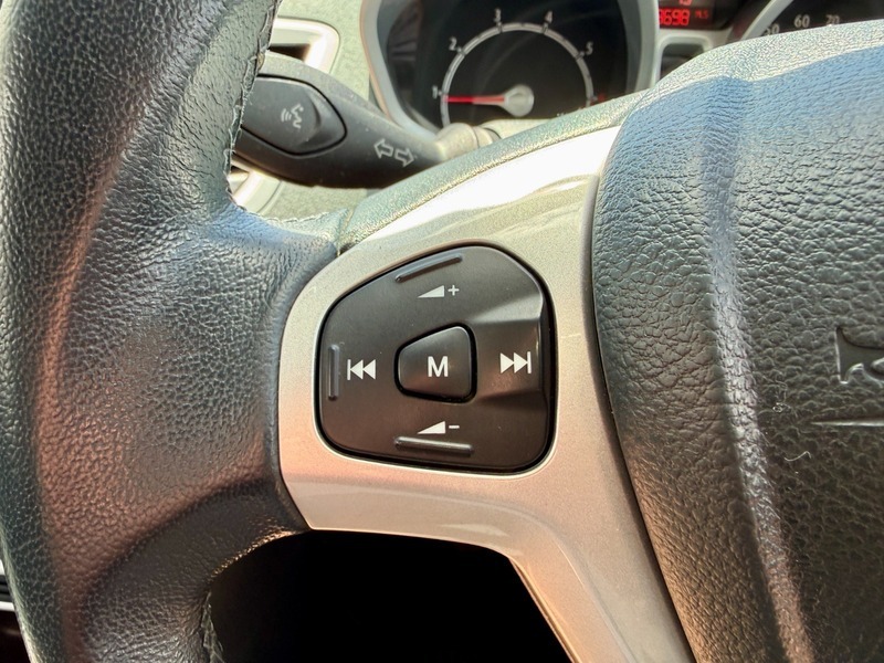 Ford Fiesta 1.6 Titanium Black #23