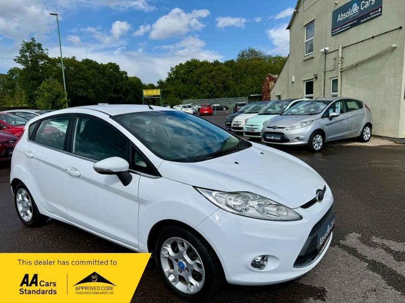 Ford Fiesta Zetec Cambeltbluetoothtwo Keys White