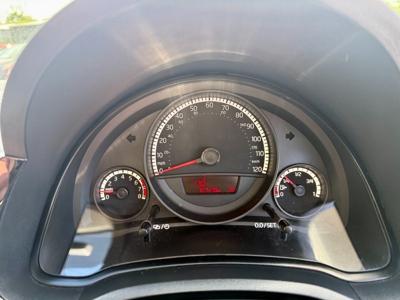Volkswagen Up Up By Beats Black #20