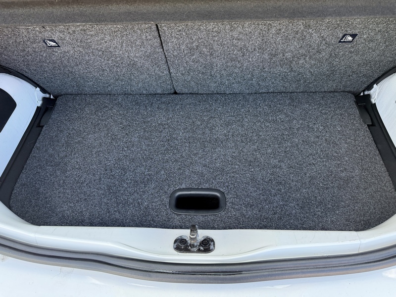 Volkswagen Up Up By Beats Black #13