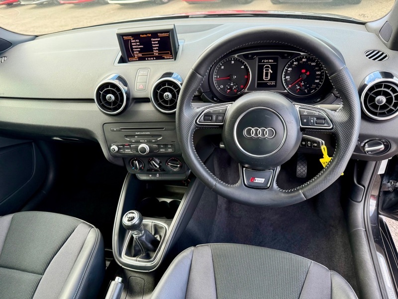 Audi A1 Sportback Tdi S Line Black #4