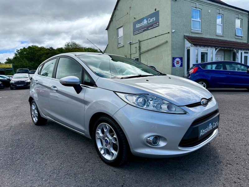 Ford Fiesta Zetec Silver