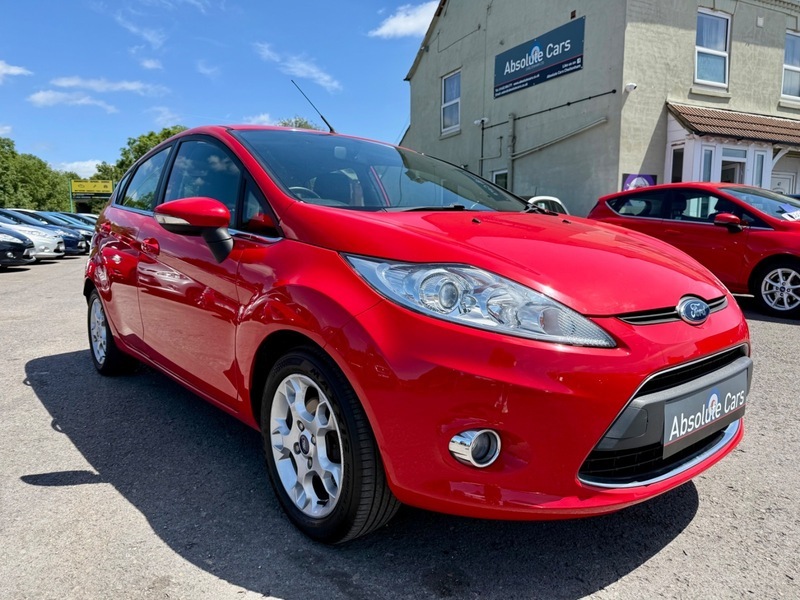 Ford Fiesta Zetec Red