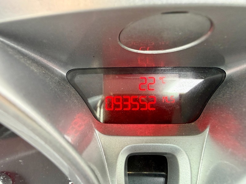 Ford Fiesta Titanium P Sensorsbluetoothisofix WG60EKU Red #4