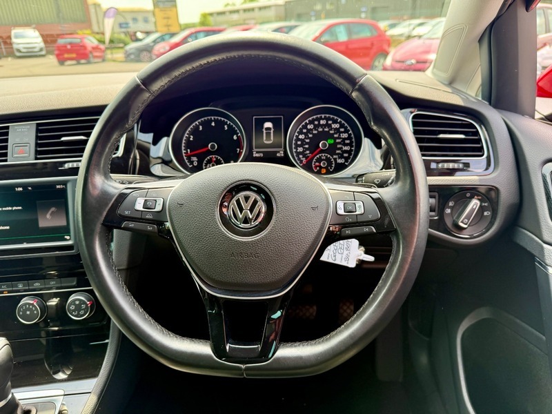 Volkswagen Golf Match Tsi Bluemotion Technology White #37