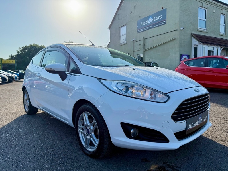 Ford Fiesta Zetec White