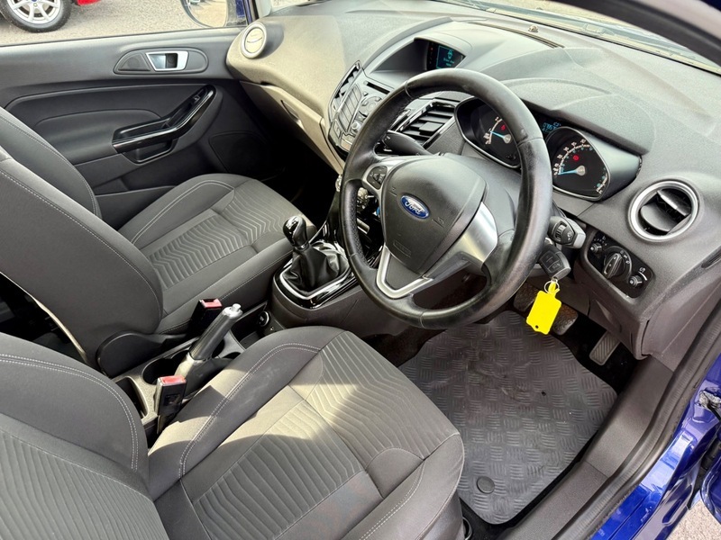 Ford Fiesta Zetec Blue #3