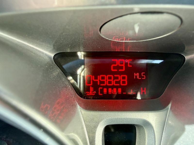 Ford Fiesta Zetec Black #4