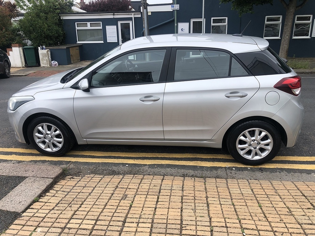 Hyundai I20 Se Silver #6