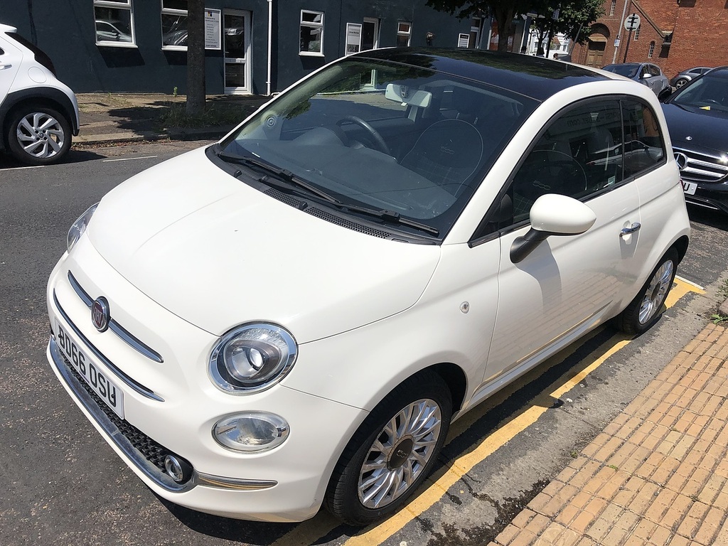 Fiat 500 Lounge White #6