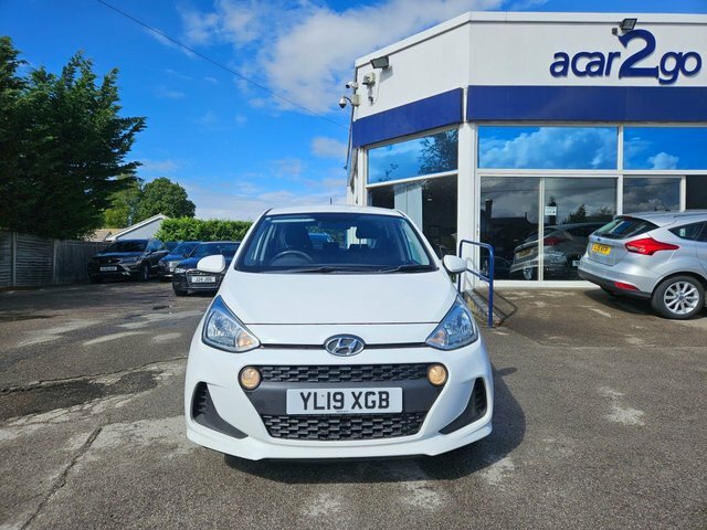 Hyundai I10 1.0 Se Hatchback Euro 6 67 Ps YL19XGB White #3