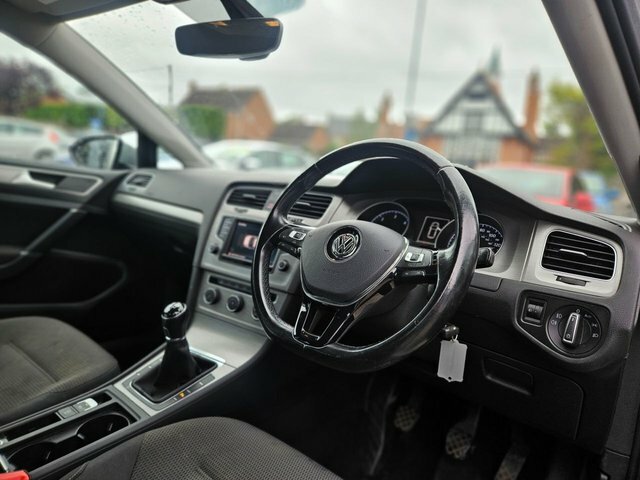 Volkswagen Golf 1.6 Tdi Bluemotion Tech Match Edition Hatchback KP17YDY Silver #2