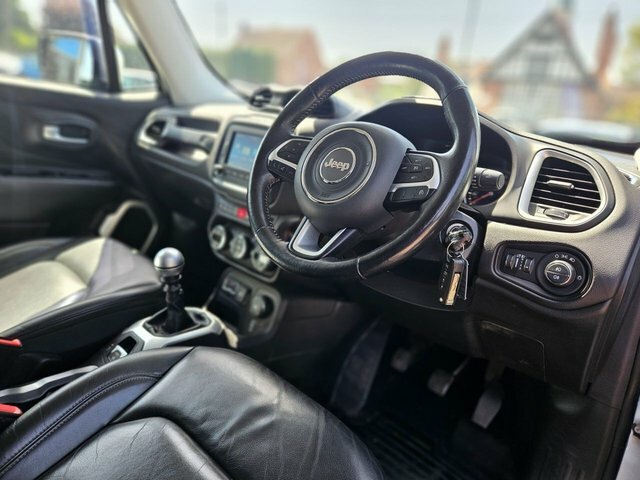 Jeep Renegade 2.0 Multijetii Limited Suv 4Wd E White #2