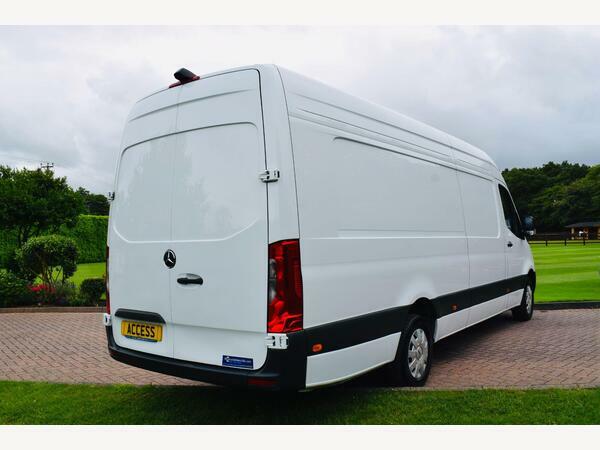 Mercedes-Benz Sprinter 2.0 315 Cdi White #7