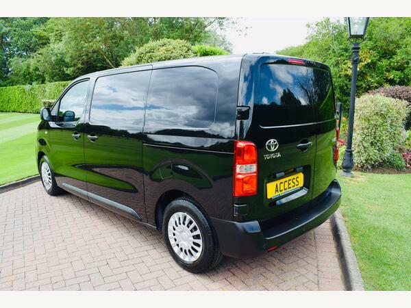Toyota PROACE Panel Van 1.5D Icon Medium Panel Van Mwb Euro 6 S Black #4