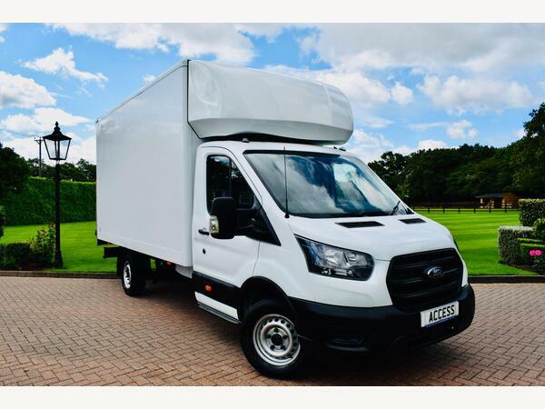 Ford Transit Custom Luton 2.0 350 Luton Fwd L4 Euro 6 DP24HJZ White #4