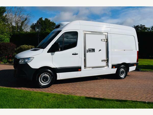 Mercedes-Benz Sprinter Temperature Controlled 317 Cdi Temperature Control White