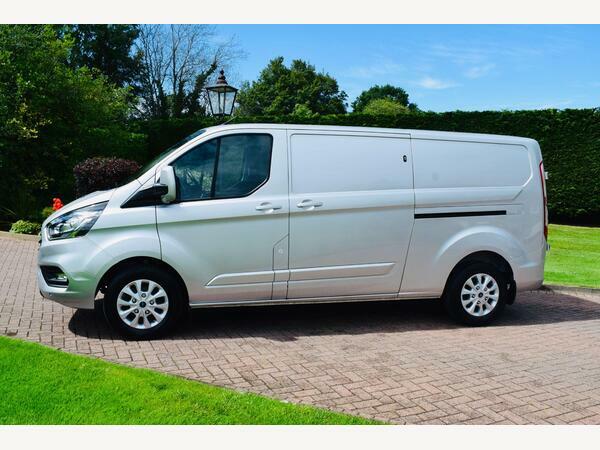 Ford Transit Custom Panel Van 2.0 300 Ecoblue Limited L2 H1 Euro 6 S Silver