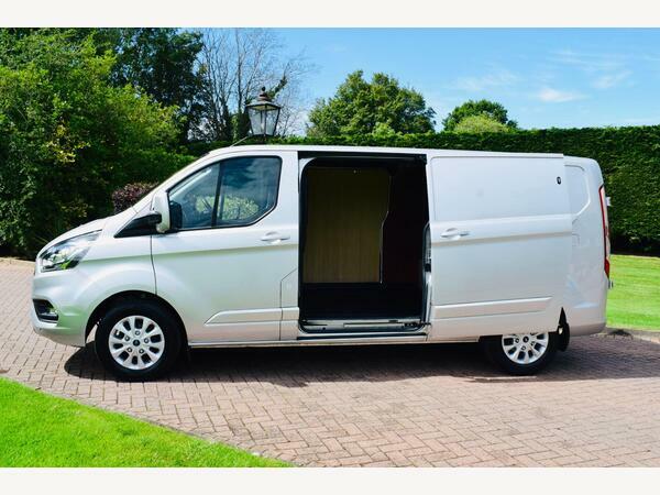 Ford Transit Custom Panel Van 2.0 300 Ecoblue Limited L2 H1 Euro 6 S Silver #4