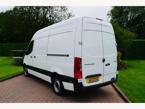 Mercedes-Benz Sprinter Panel Van 2.0 315 Cdi Progressive Rwd L2 H2 Euro 6 White #6