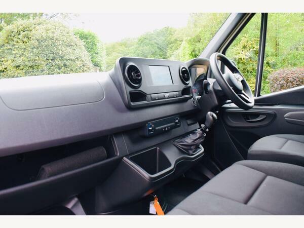 Mercedes-Benz Sprinter Panel Van 2.0 315 Cdi Progressive Rwd L2 H2 Euro 6 White #5