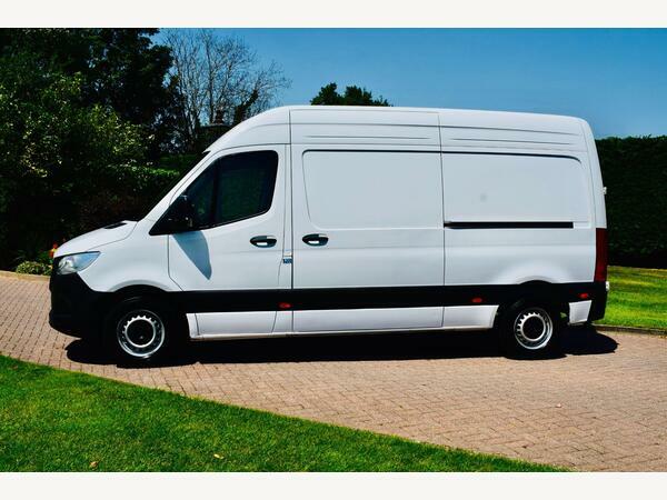 Mercedes-Benz Sprinter Panel Van 2.0 315 Cdi Premium Fwd L2 H2 Euro 6 S White #2