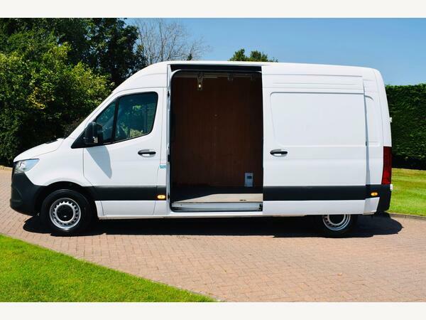 Mercedes-Benz Sprinter Panel Van 2.0 315 Cdi Premium Fwd L2 H2 Euro 6 S White #3