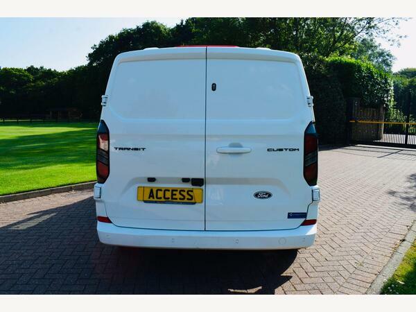 Ford Transit Custom Panel Van 2.0 280 Ecoblue Limited L1 H1 Euro 6 S White #6