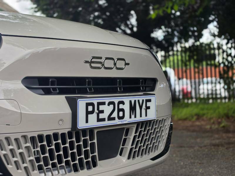 Fiat 600 1.2 Hybrid 48V Icon Edct-6 #4