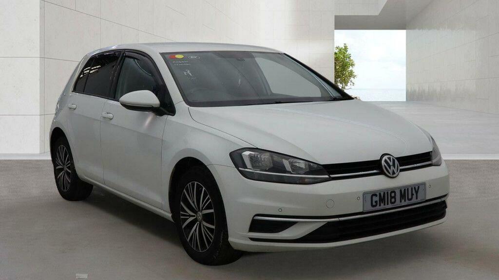Volkswagen Golf Hatchback 1.6 Tdi Se Nav Dsg Euro 6 Ss 201 White