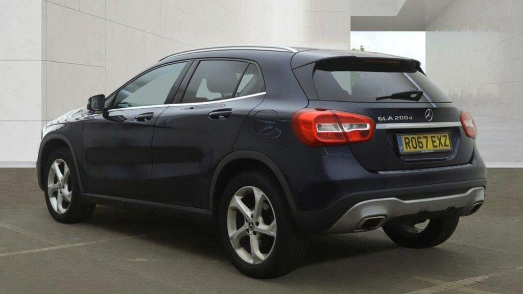 Mercedes-Benz GLA Class 2.1 Gla200d Sport Executive 7G-dct Euro 6 Ss Blue #4