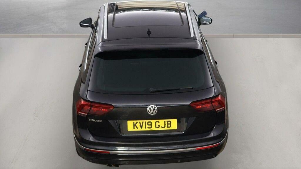 Volkswagen Tiguan 2.0 Tdi R-line Tech Dsg Euro 6 Ss Black #4