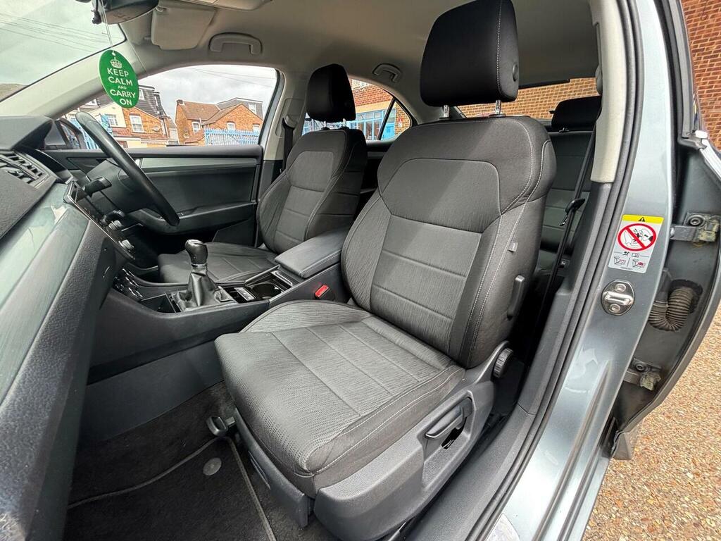 Skoda Superb 2.0 Tdi Scr 150Ps Blue #16