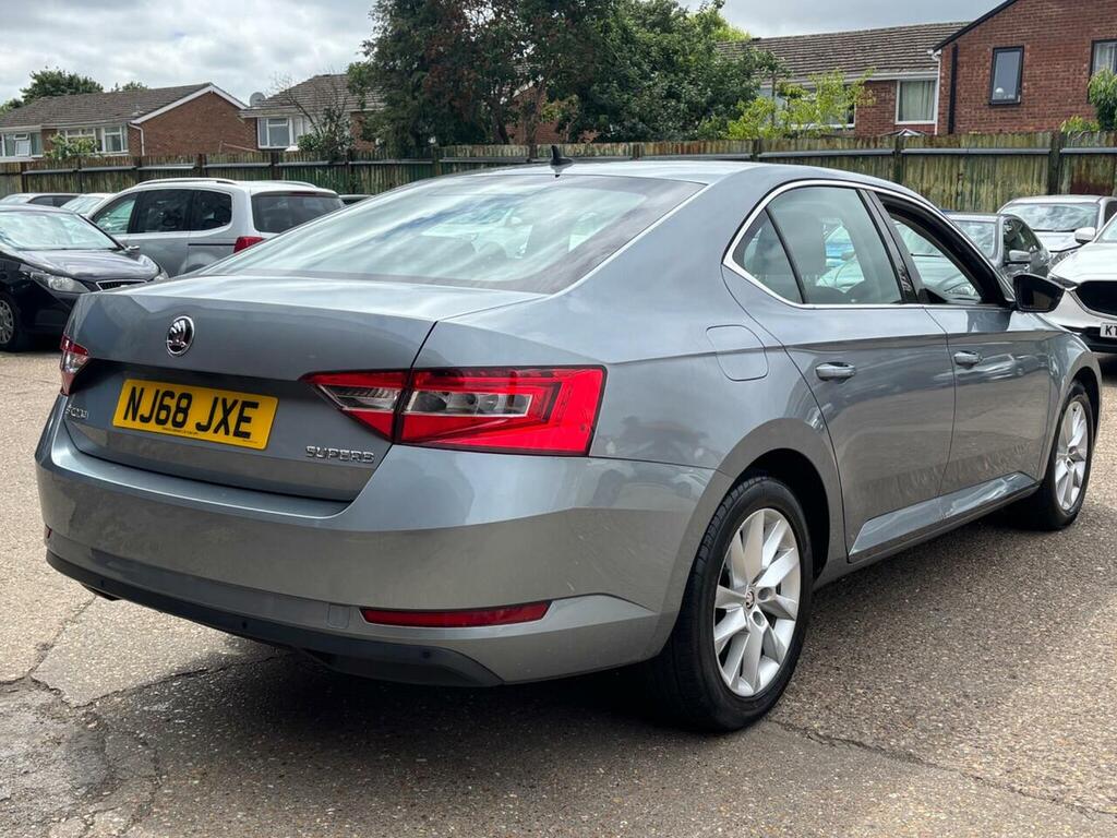 Skoda Superb 2.0 Tdi Scr 150Ps Blue #10