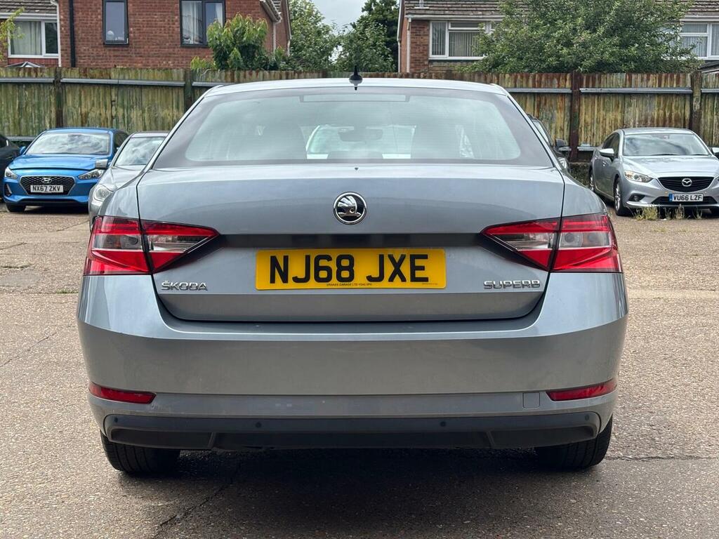 Skoda Superb 2.0 Tdi Scr 150Ps Blue #7