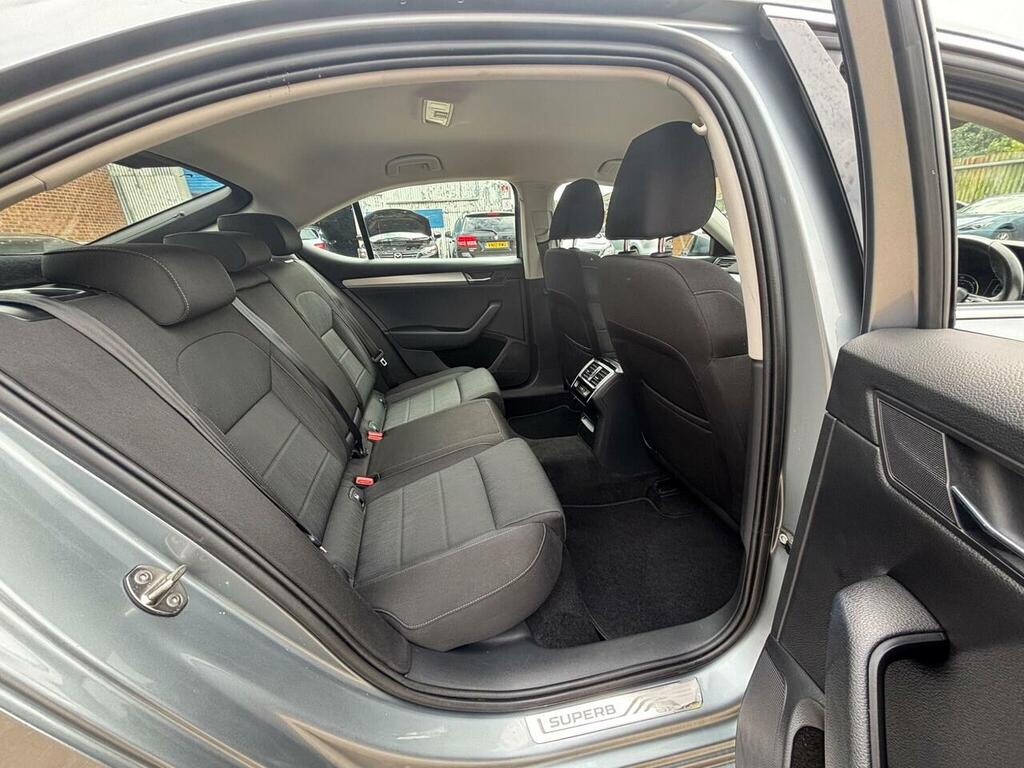 Skoda Superb 2.0 Tdi Scr 150Ps Blue #15
