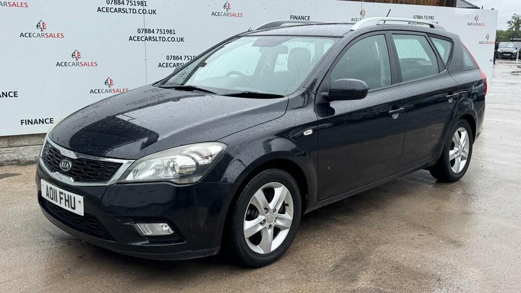 Kia Ceed 1.6 Crdi 2 Sports Wagon Euro 5 Black #4