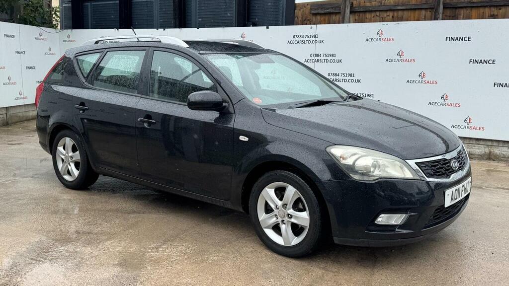 Kia Ceed 1.6 Crdi 2 Sports Wagon Euro 5 Black #2