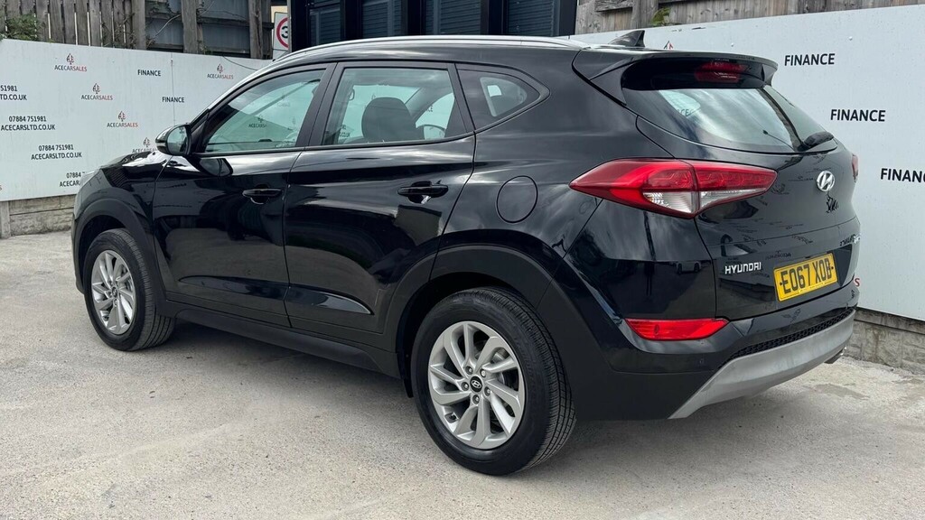 Hyundai Tucson Suv 2.0 Crdi Blue Drive Se Nav Euro 6 Ss 2 EO67XOB Black #6