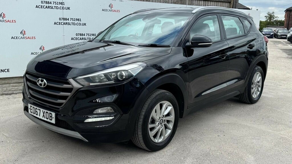 Hyundai Tucson Suv 2.0 Crdi Blue Drive Se Nav Euro 6 Ss 2 EO67XOB Black #4