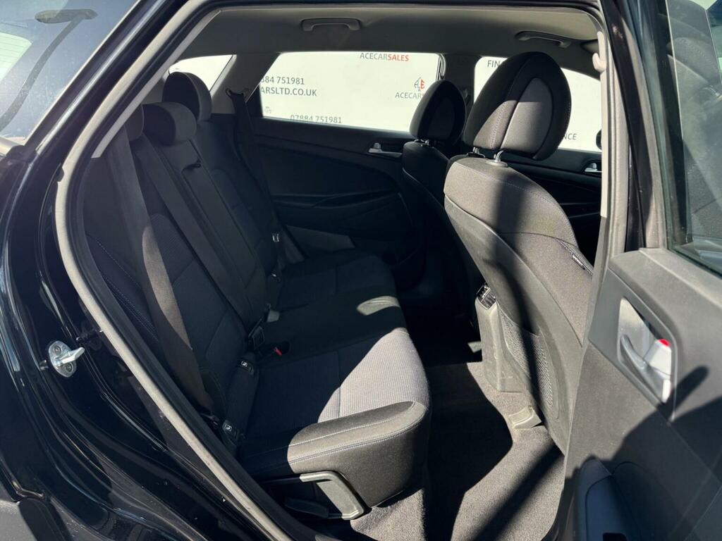 Hyundai Tucson 2.0 Crdi Blue Drive Se Nav Euro 6 Ss Black #6