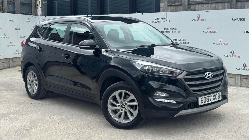Hyundai Tucson Suv 2.0 Crdi Blue Drive Se Nav Euro 6 Ss 2 EO67XOB Black