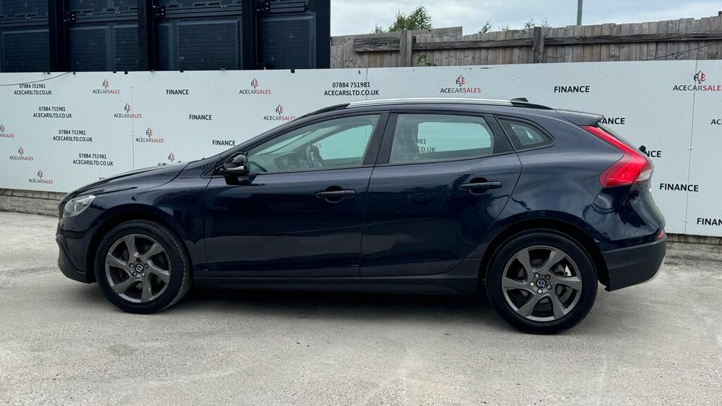 Volvo V40 Cross Country Hatchback 2.0 D2 Lux Euro 6 Ss 20156 Blue #5