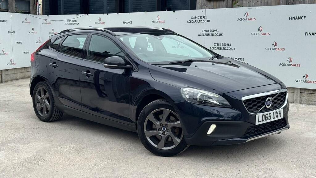 Volvo V40 Cross Country Hatchback 2.0 D2 Lux Euro 6 Ss 20156 Blue